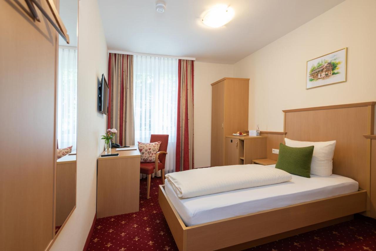 Waldhotel Forellenhof Baden-Baden Exterior photo