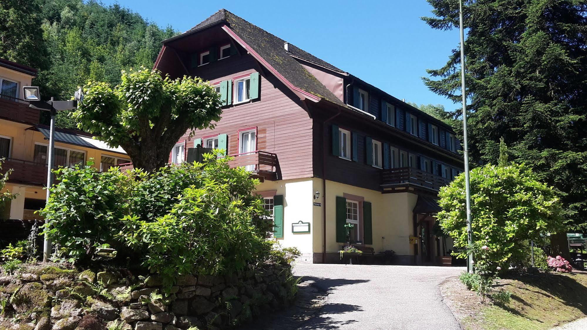 Waldhotel Forellenhof Baden-Baden Exterior photo